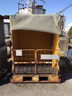 カゴ台車